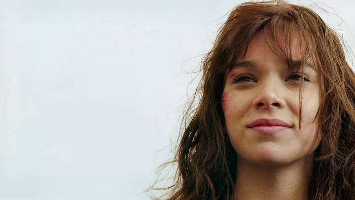 Hailee Steinfeld and NFL Star Josh Allen Expecting First Baby