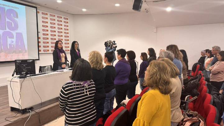 La precariedad laboral castiga más a las mujeres que a los hombres en Morvedre