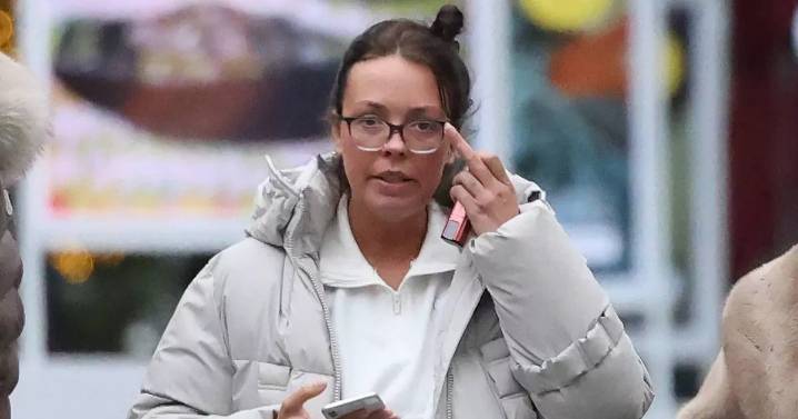 Mum says 'I actually do have something to declare' as she hands in pink suitcase