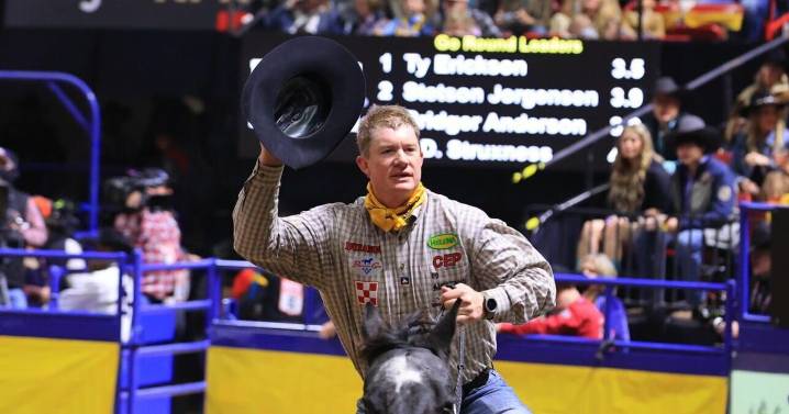 NFR: Helena cowboy Ty Erickson continues torrid start with 1st
