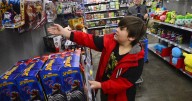 WATCH: Area youngsters Shop with a Cop in Warsaw