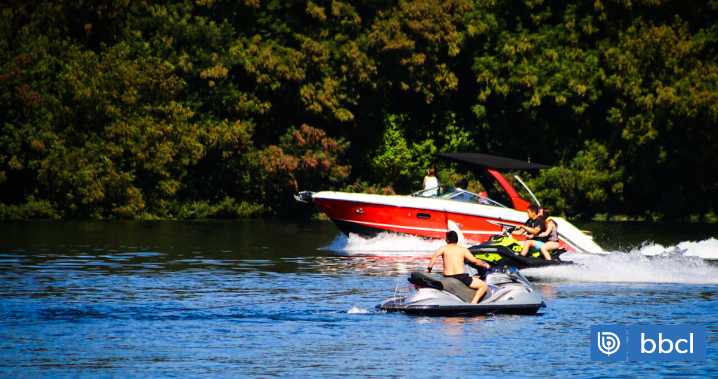 Dos personas se encuentran extraviadas tras volcar en moto de agua en Embalse Coihueco