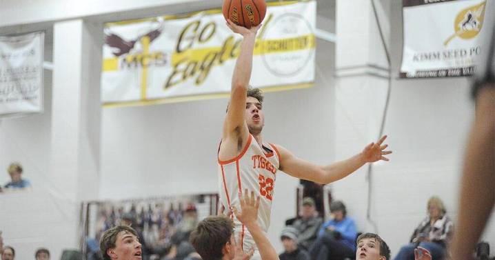 Caleb Bellach takes reins of Tigers, seeks to continue program's recent success