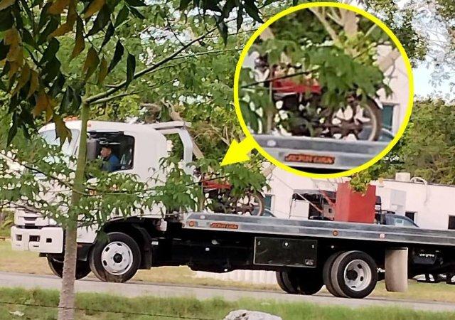 Policías acosan estudiantes de CBTA en Acanceh