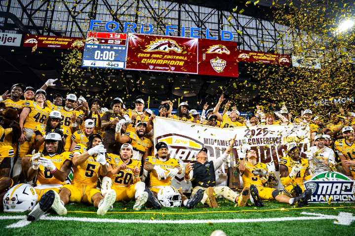 MAC champs! Grit, ground game and defense send WMU to first MAC title since 2016