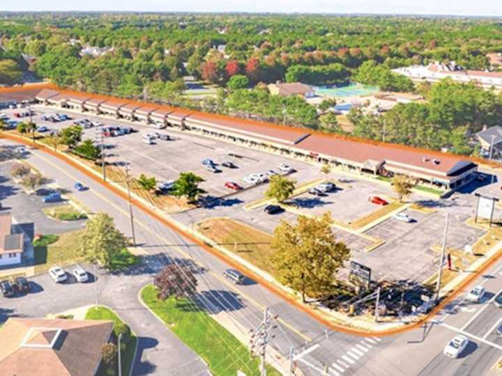 N.J. shopping center on 6 acres just sold for $7.25M