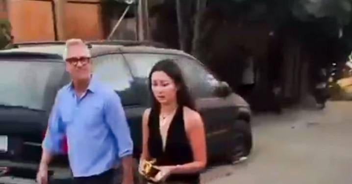 Gary Lineker slams Tommy Robinson over 'hatred' video 