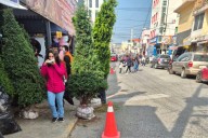 Tulancingo: Vecinos de la zona centro tienen esta queja por el tianguis navideño