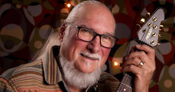 Steve Cropper, guitarist and member of Stax Records' Booker T and the M.G.'s, dies at 84