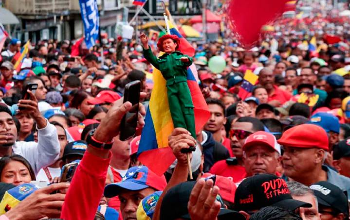 Presidente Maduro: Más del 94 % del pueblo venezolano defiende la patria ante amenazas externas