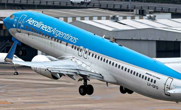 Aerolíneas Argentinas lanzó descuentos del 25% para destinos nacionales e internacionales