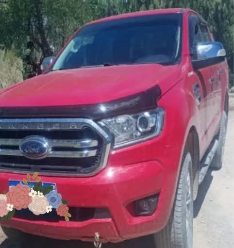 Lo atraparon dormido en la Ford Ranger que había robado en Cachi