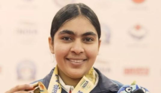 Suruchi clinches women’s 10m air pistol gold, Sainyam silver in season