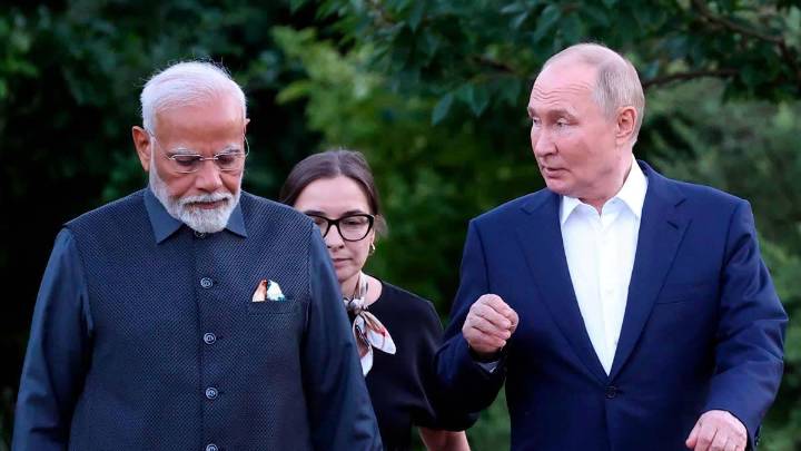 Trade, defence in focus as Putin arrives in India today; PM Modi to host private dinner