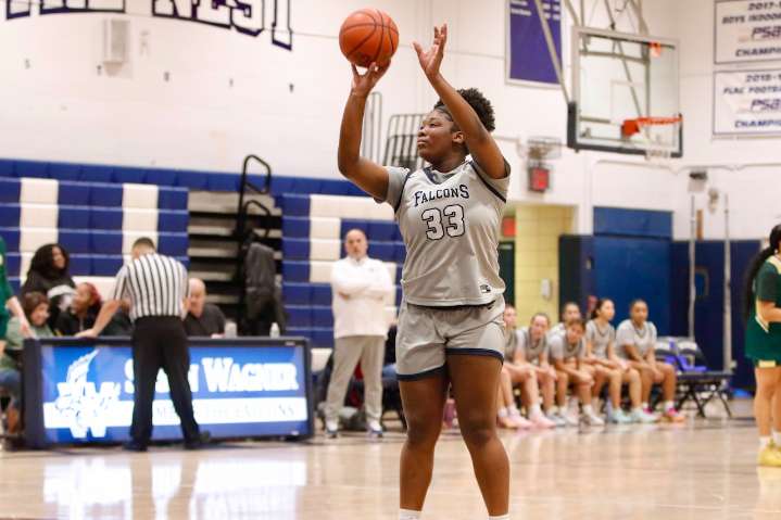 Staten Island HS girls’ hoops (3 games): Susan Wagner’s Casey McKinney nets her 1,000th point; SIA prevails; New Dorp JV wins