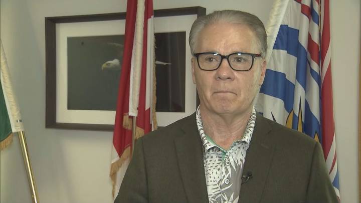 Delta mayor removes four councillors from party