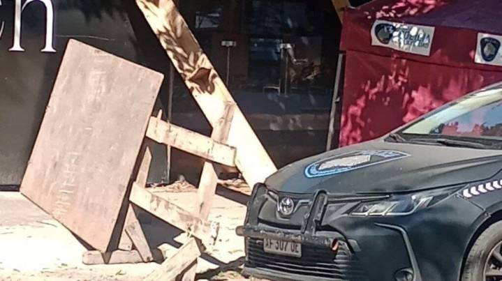 Villa Devoto: una joven de 20 años murió aplastada por un andamio que cayó de una obra en construcción