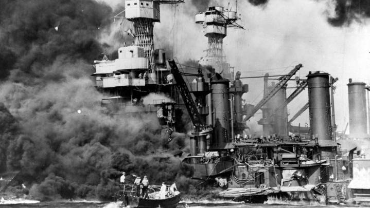 Charlotte man died at Pearl Harbor saving USS Oklahoma shipmates. What he did