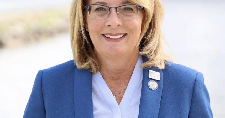 CCE Livingston to host Bailey and Helming at agriculture round table