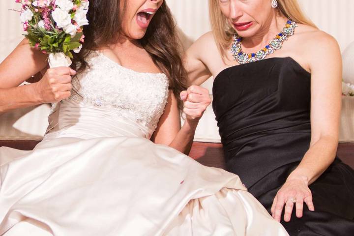 Bride Annoyed After Uninvited Guest Caught Her Wedding Bouquet