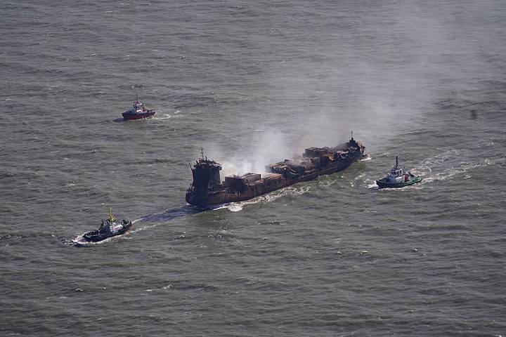 US Steals Oil Off Venezuela Ship, Caracas Condemns