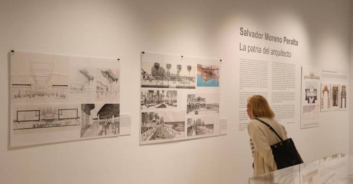 Salvador Moreno Peralta defiende 'La patria del arquitecto' en Málaga: "El dibujo manual es un pálpito humano"