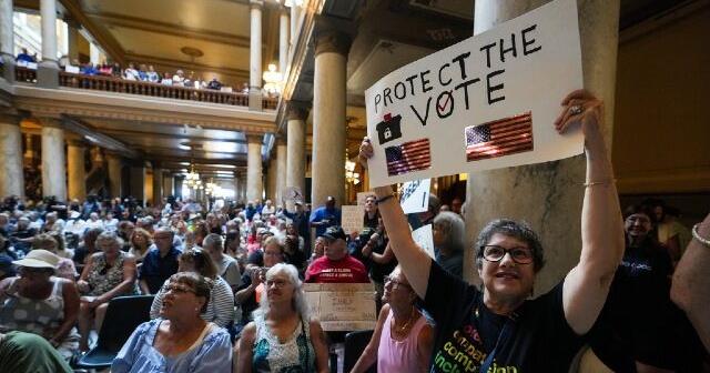 Threats pile up as Indiana Republicans confront pressure from Trump on redistricting