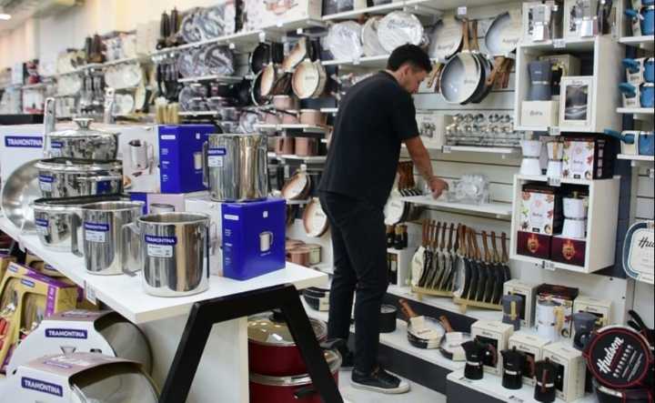 Paritaria de Comercio acuerda suma fija mensual hasta marzo de 2026