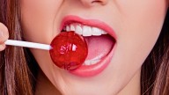 Microbiologists Explain What Happens in Your Mouth When You Eat Sugar