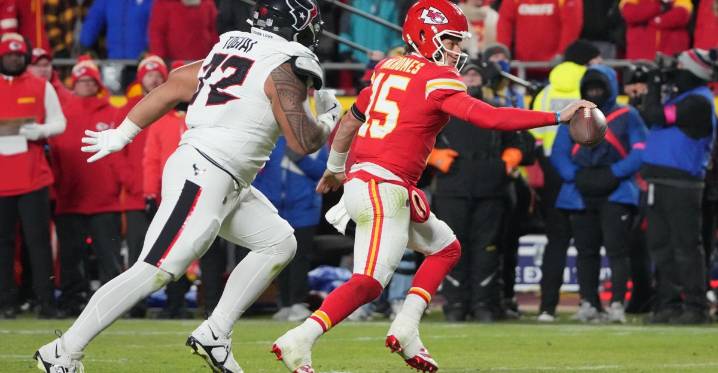 Texans vs. Chiefs ‘Sunday Night Football’ live discussion: The dynasty’s last stand?