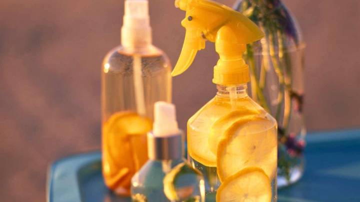Cómo hacer un perfume casero para refrescar y conseguir que se impregne en todos los rincones del hogar