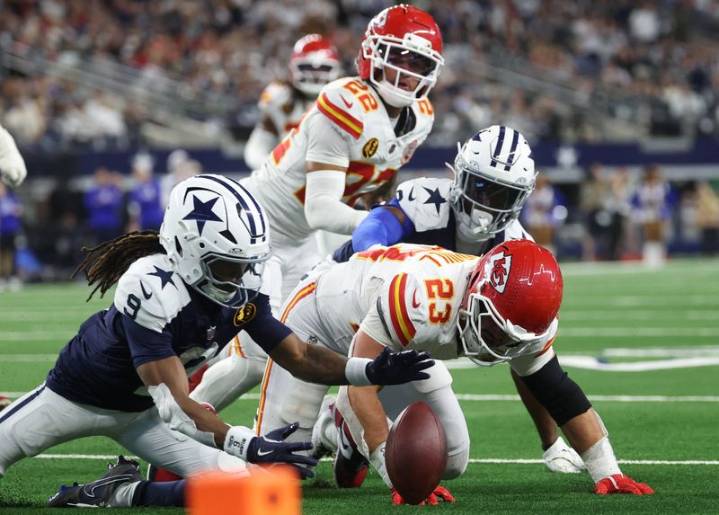 Chiefs-Cowboys most-watched regular-season game in NFL history