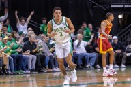 Oregon basketball snaps 5-game losing streak with 100-point outing against UC Davis