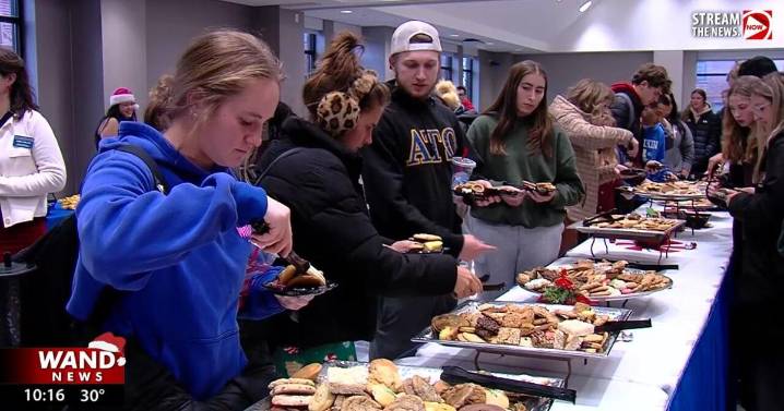 Millikin University students recharge ahead of finals week with cookie party tradition
