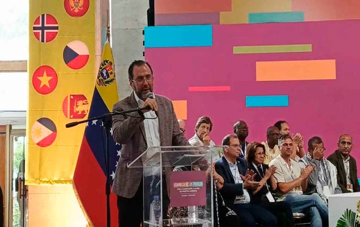 Canciller Gil insta a una “ofensiva revolucionaria” frente a acciones de EEUU en la región
