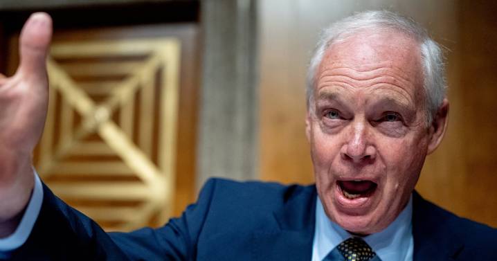 MAGA Senator Ron Johnson Endorses Book Promoting Bleach-Like Chemical to Treat Cancer