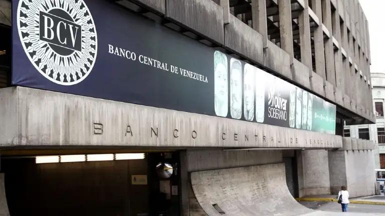 BCV aumenta Tasa Oficial de Dólar y Euro para el lunes 15 de diciembre