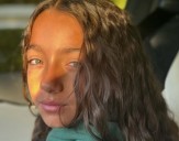 Alaïa impactante nuevo look