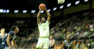 Oregon men's basketball snaps losing skip with blowout win over UC Davis