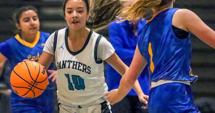 Pioneer Valley girls basketball edges Valley Christian in Toys for Tots game