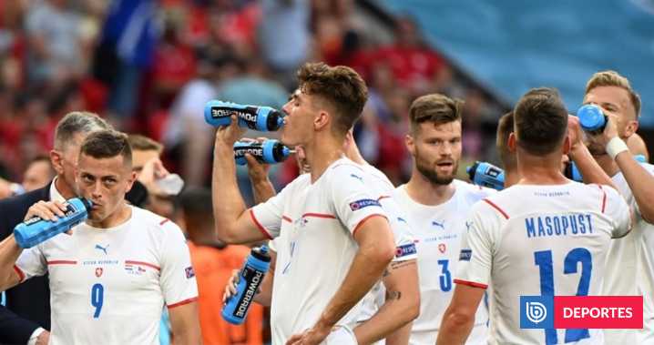 FIFA implementará pausas para hidratación en todos los partidos del Mundial Norteamérica 2026