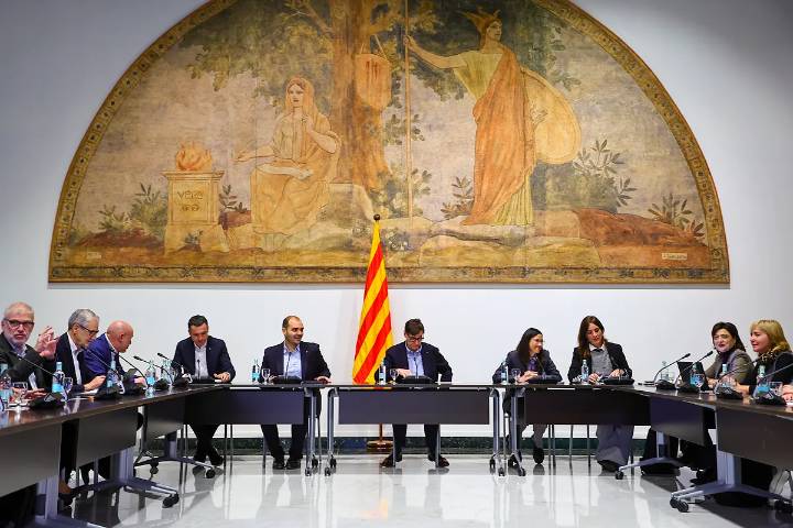 La Generalitat presenta su 'selección' de expertos para averiguar si el brote de peste porcina africana de Barcelona salió de un laboratorio