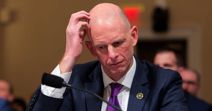 Trump FBI Goon Fumbles Quiz Over No. 1 Terror Group