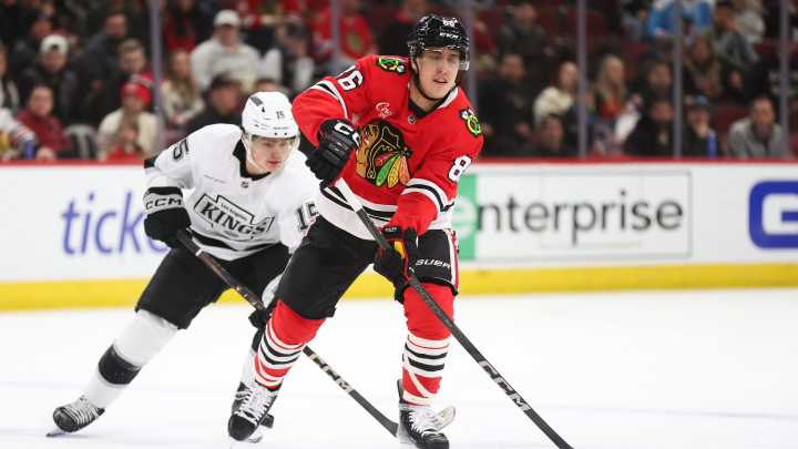 Blackhawks at Kings odds, picks and predictions