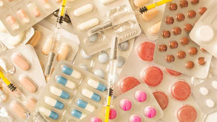 Un médico "muy influyente" en internet, líder de una red de tráfico de hormonas del crecimiento y fármacos dopantes