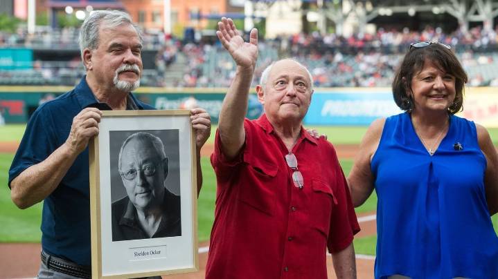 Paul Hoynes, Cleveland baseball writer since 1983, wins BBWAA Career Excellence Award