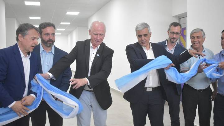 Inauguraron la ampliación del edificio del Polo Educativo UNR de Puerto San Martín