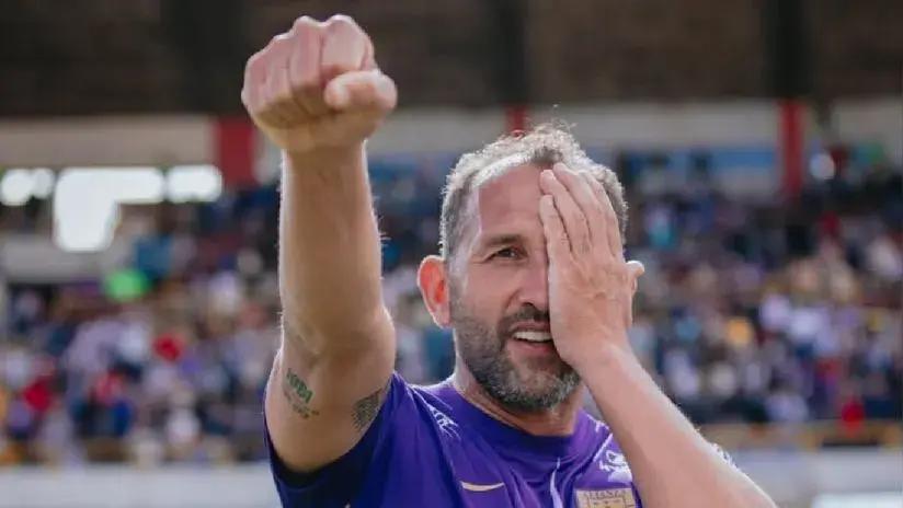 "Tu nombre ya quedó escrito": Alianza Lima oficializa salida de Hernán Barcos y agradece su etapa blanquiazul