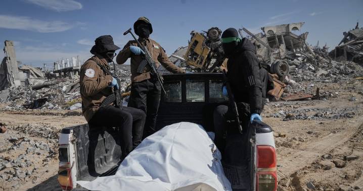 Israel attacks southern Gaza after earlier militant attack