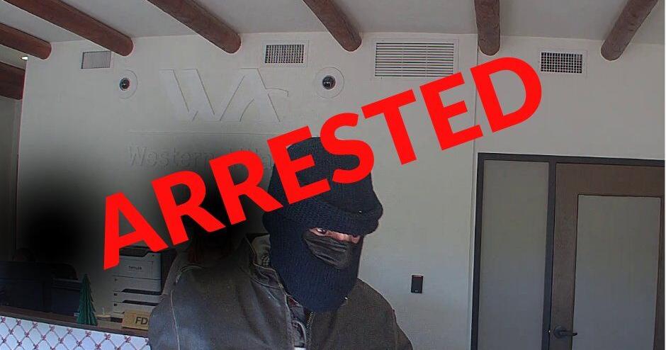 Tucson man arrested in connection with bank robbery, PCSD says